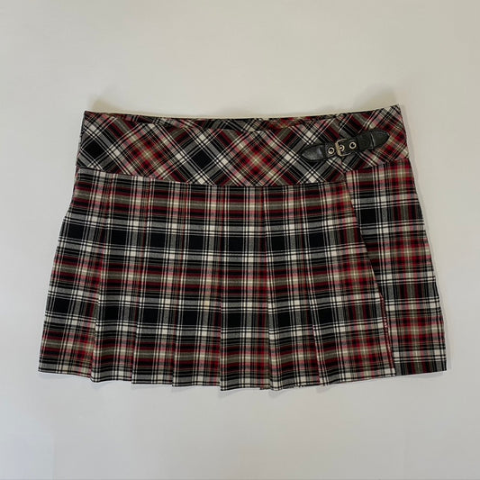 E N T ENTRANCY PLAID SKIRT