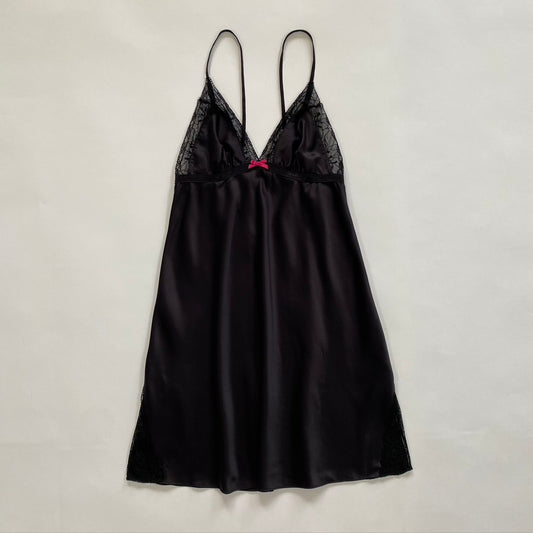 APT.9 BABY DOLL NEGRO CON MOÑO FUCSIA