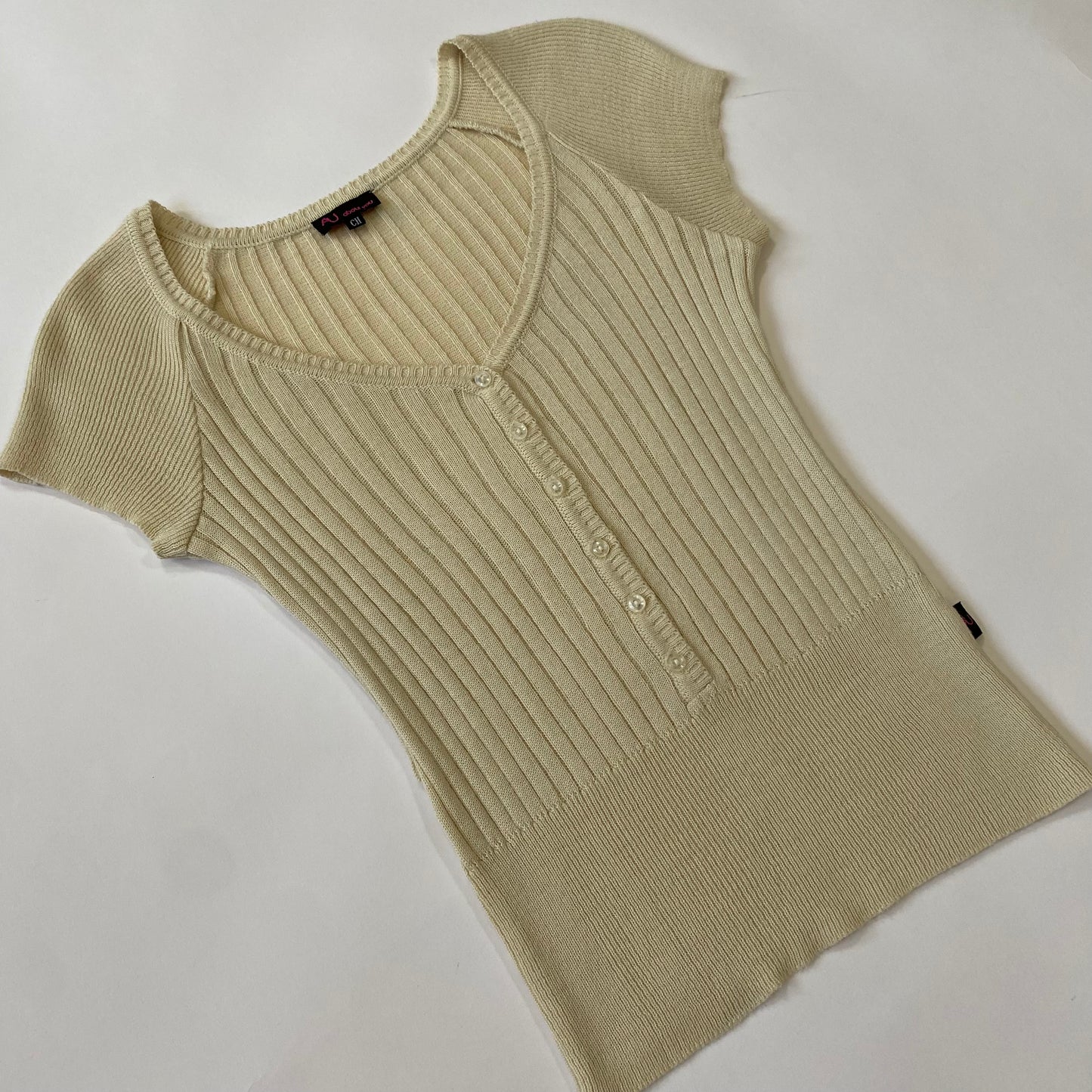 ABOUT YOU BUTTON FRONT BEIGE TOP