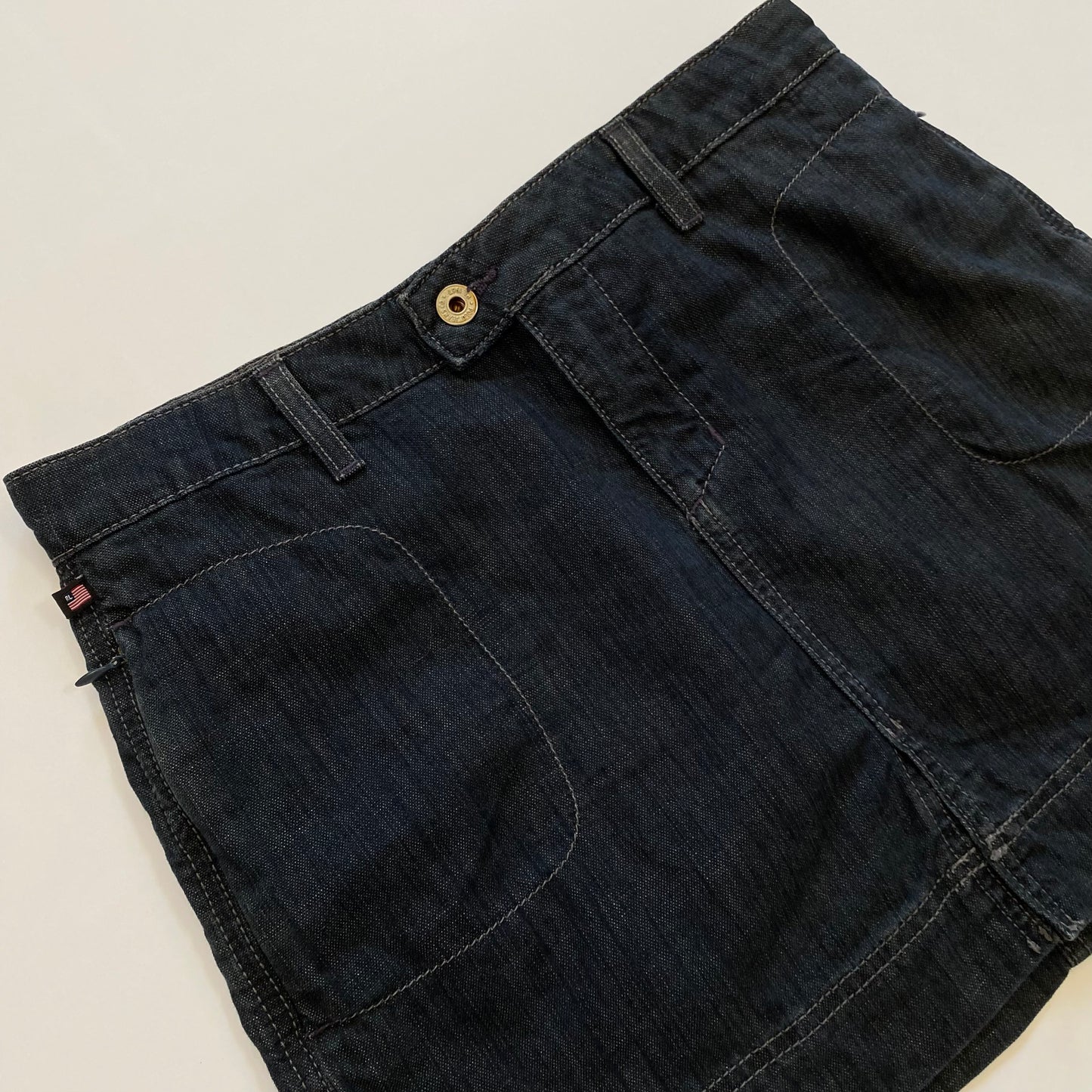 POLO JEANS CO. RALPH LAUREN MINI FALDA DE DENIM OSCURO